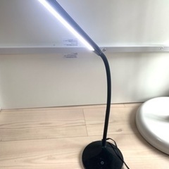 【受け渡し予定者様決定済み】デスクライト　LED