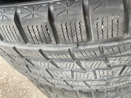 取引中【最終値下げ】ランクル　スタッドレス