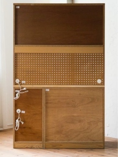 《美品・ほぼ未使用》食器棚・キッチンボード《日本製》