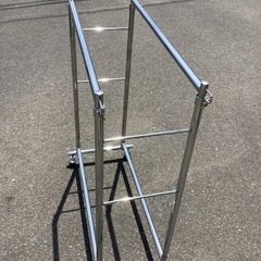 2本ハンガーラック　リサイクルショップ宮崎屋　佐土原店22.4.20Fの画像