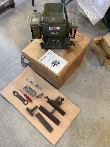 値下げしました。マキタ仕上グラインダ中古動作品