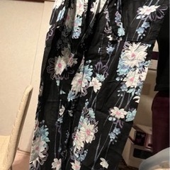 浴衣　黒　大柄の画像