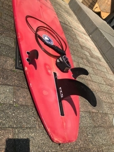 [値下げ商談中］サーフボードロング9.0 FIN＆スタビ＆リーシュの中古SET。初心者にどうですか。