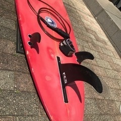 [値下げ商談中］サーフボードロング9.0 FIN＆スタビ＆リーシュの中古SET。初心者にどうですか。の画像