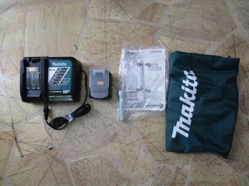 74 充電式草刈機 maktia  マキタ MUR142UDRF 14.4V 中古品【寄楽屋大網茂原店】