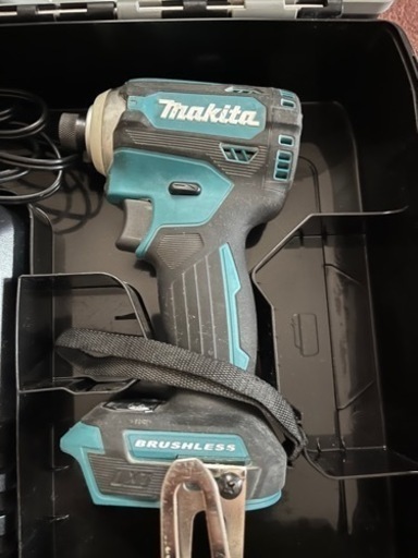 マキタ　18Vインパクトドライバ　中古