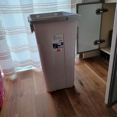 45リットルゴミペール　フタツキ