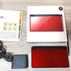 【取引中】任天堂 DS lite ソフト8本+ケース　おいでよど...