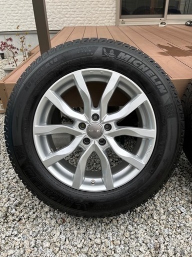 スタッドレスタイヤホイール4本セット　18インチ