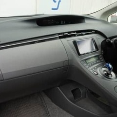 ハイブリッド車いかがですか？お問い合わせはいつでもどうぞ💕トヨタ プリウス S🚗✨装備良し🙆‍♂️自社ローンなので信販会社を通しません！の画像