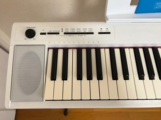 R2年購入【美品】YAMAHA 電子キーボード　White  付属品有り