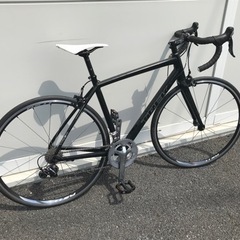 ロードバイク　TREK Madone/マドン2.1　タイヤ等新品...
