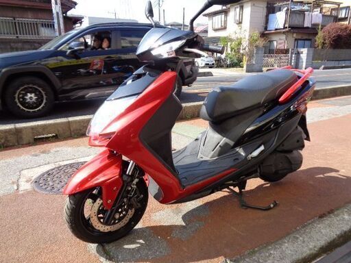 NO.4243　シグナス１２５ＸＳＲ　４サイクルエンジン　ＦＩ車　レッド＆ブラック　☆彡