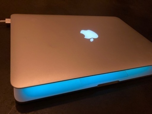 MacBook pro 13inch 引き取りのみ