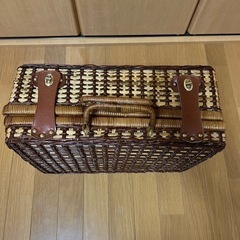 かご　バッグ　ケース　トランクの画像