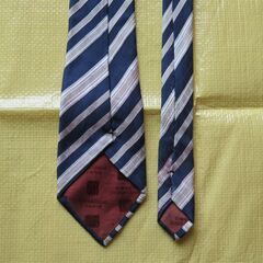 【中古美品】ブランドネクタイ 07 GUY LAROCHE(1)の画像