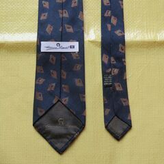 【中古美品】ブランドネクタイ 12 Aigner(1)の画像