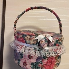 【差し上げます】花柄ポーチ