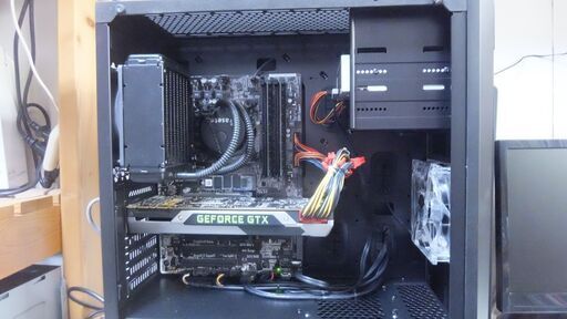 ゲーミングPC　Core i7 6700K搭載マシン