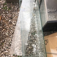 断捨離品   水槽2個受渡し予定の方決まりました。の画像