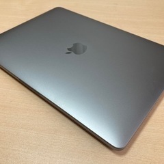 MacBook Pro (Retinaディスプレイ, 13-inch, 2020, Four Thunderbolt 3 ports) シルバー MWP72J/A