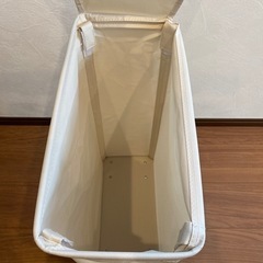 ニトリ　ランドリーボックスの画像