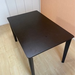 あと２時間で処分します。ダイニングテーブルの画像