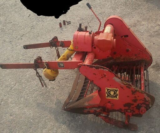鹿児島発　ニプロ松山  トラクター用 掘取機 D-551B　2点リンク