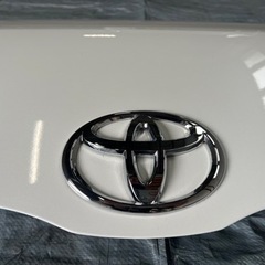 ハイエース　ボンネット