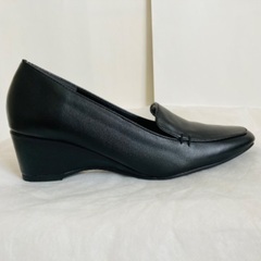 meeklyウォーキングパンプス黒の画像