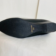 meeklyウォーキングパンプス黒の画像