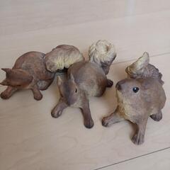 りすの置物(庭飾り)