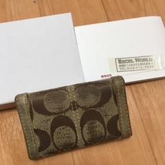 COACHコーチキーケースゴールド箱付き。の画像