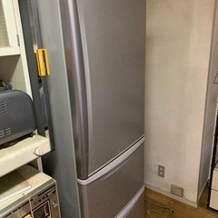 冷蔵庫365リットルの画像