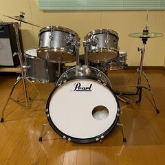 子供の楽器レッスン【ボーカル・ギター・ベース・ドラム・ウクレレ】の画像