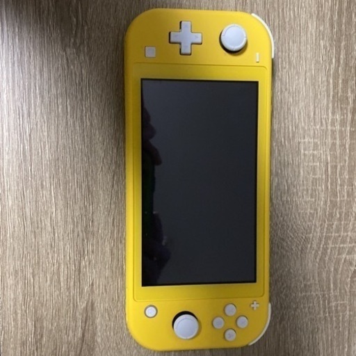 Nintendo Switch NINTENDO SWITCH LITE イエ…