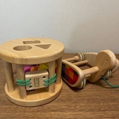 木のおもちゃ4点の画像