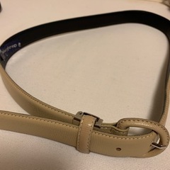 ベージュ皮のベルト　４月まで