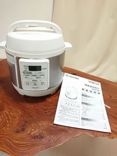 美品　電気圧力鍋　アイリス　IRIS PC-EMA3-W