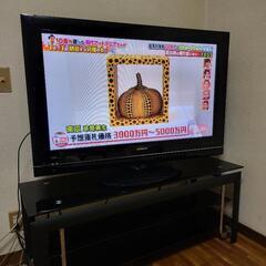 42型テレビ、テレビ台とセットで