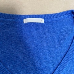 セーター　ブルーの画像