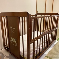【値下げしました】日本製木製ベビーベッドとマットレスセット　70...