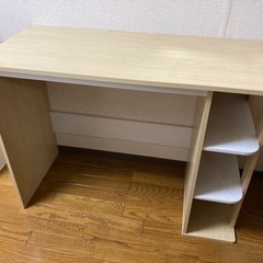 ラック付きデスク【4/29まで】