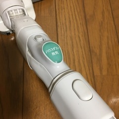 【無料／お譲りします】National掃除機の画像