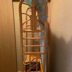 ラタン　ハンガーラックの画像