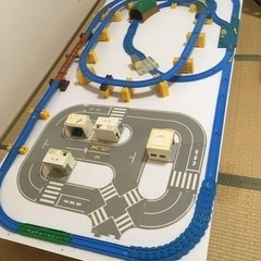 プラレール
