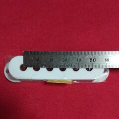 シングルピックアップカバ―１個               ポ－ルピ－ス9.6㎜
引き取り限定の画像