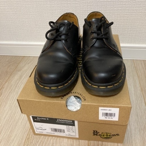 Dr.Martens ドクターマーチン 3ホール