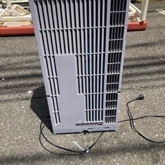 □中古品 TOYOTOMI トヨトミ TIW-A180K 窓用エアコン 2020年製 動作