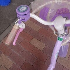 プリンセスソフィア自転車☆中古☆16インチ  補助輪ありの画像
